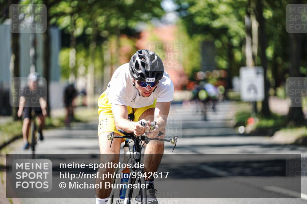 09.08.2026 - GEWOBA Citytriathlon Bremen Michael Burmester http://msf.ph/oto/9942617 09.08.2026 14:33:00 Radfahren 9, 19, 38, 148, 257, 302, 349 meine-sportfotos.de