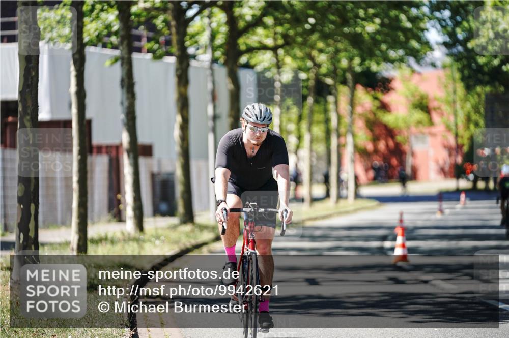 09.08.2026 - GEWOBA Citytriathlon Bremen Michael Burmester http://msf.ph/oto/9942621 09.08.2026 14:33:04 Radfahren 9, 19, 38, 148, 257, 302, 349, 354 meine-sportfotos.de