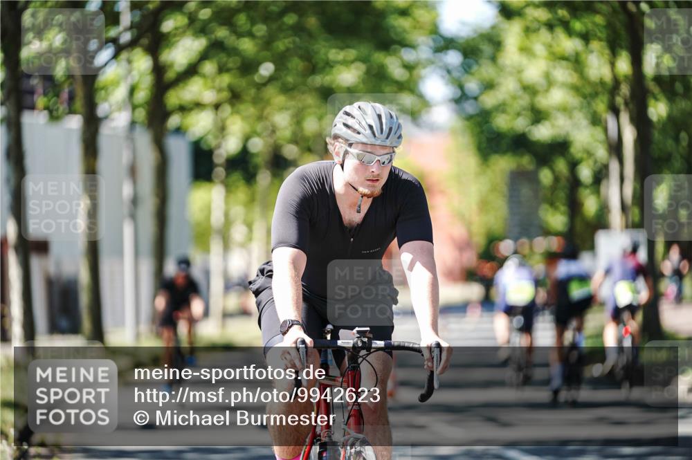 09.08.2026 - GEWOBA Citytriathlon Bremen Michael Burmester http://msf.ph/oto/9942623 09.08.2026 14:33:05 Radfahren 9, 19, 38, 148, 257, 302, 349, 354 meine-sportfotos.de