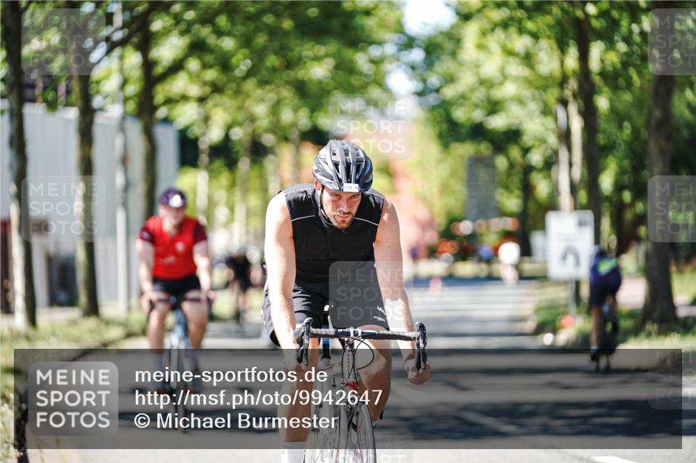 09.08.2026 - GEWOBA Citytriathlon Bremen Michael Burmester http://msf.ph/oto/9942647 09.08.2026 14:33:27 Radfahren 17, 86, 158, 179, 180, 232, 263, 265, 308, 395 meine-sportfotos.de