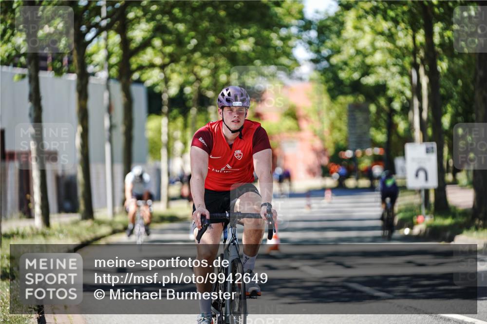 09.08.2026 - GEWOBA Citytriathlon Bremen Michael Burmester http://msf.ph/oto/9942649 09.08.2026 14:33:28 Radfahren 17, 86, 158, 179, 180, 232, 263, 265, 308, 395 meine-sportfotos.de