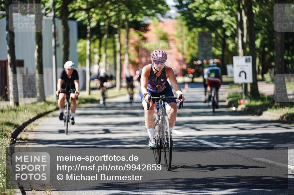 09.08.2026 - GEWOBA Citytriathlon Bremen Michael Burmester http://msf.ph/oto/9942659 09.08.2026 14:33:32 Radfahren 17, 38, 74, 86, 158, 179, 218, 232, 263, 308, 395, 470 meine-sportfotos.de