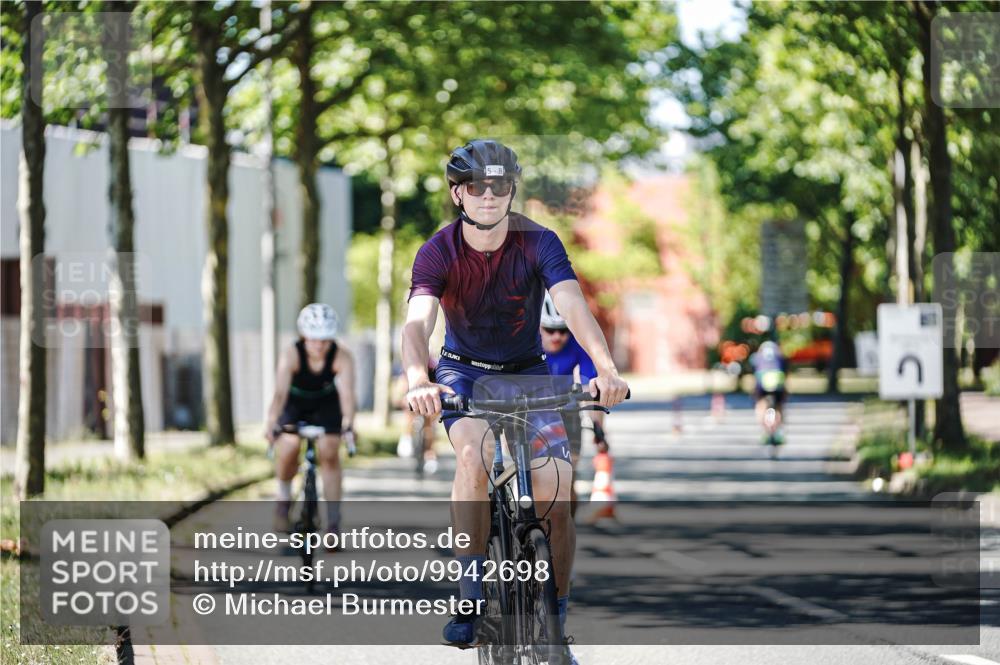 09.08.2026 - GEWOBA Citytriathlon Bremen Michael Burmester http://msf.ph/oto/9942698 09.08.2026 14:33:55 Radfahren 5, 43, 66, 82, 115, 146, 278, 285, 345, 371 meine-sportfotos.de
