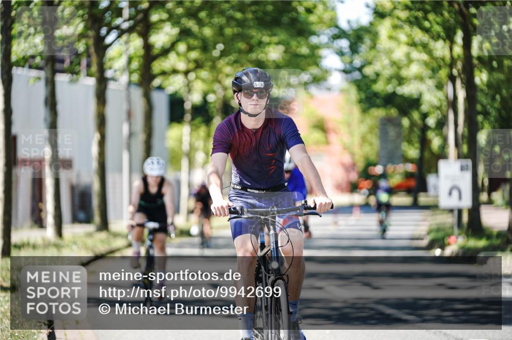 09.08.2026 - GEWOBA Citytriathlon Bremen Michael Burmester http://msf.ph/oto/9942699 09.08.2026 14:33:55 Radfahren 5, 43, 66, 82, 115, 146, 278, 285, 345, 371 meine-sportfotos.de