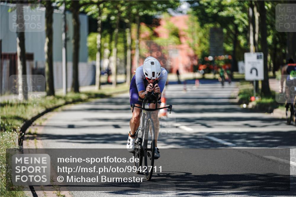 09.08.2026 - GEWOBA Citytriathlon Bremen Michael Burmester http://msf.ph/oto/9942711 09.08.2026 14:34:08 Radfahren 43, 90, 115, 278, 285, 429 meine-sportfotos.de