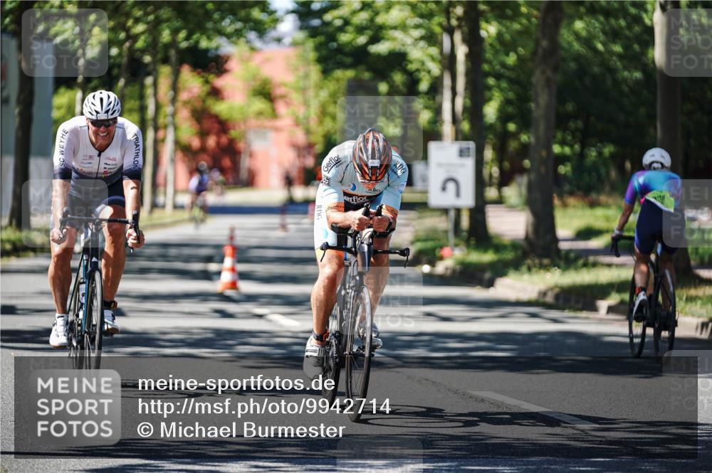 09.08.2026 - GEWOBA Citytriathlon Bremen Michael Burmester http://msf.ph/oto/9942714 09.08.2026 14:34:15 Radfahren 12, 69, 90, 95, 211, 429, 455 meine-sportfotos.de