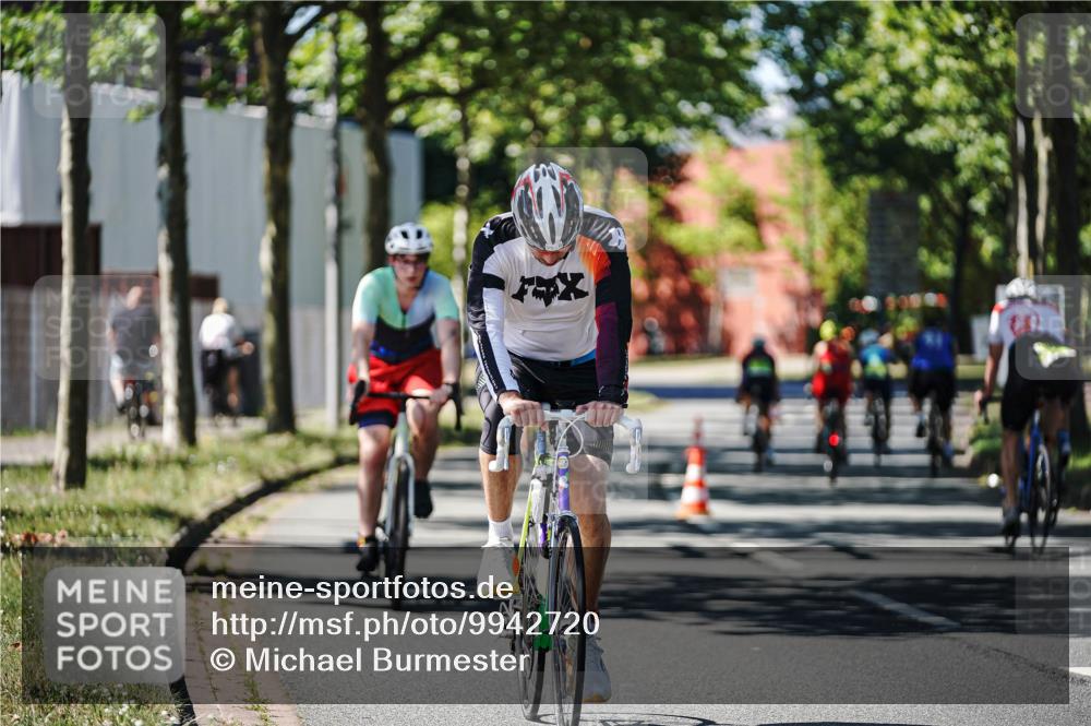 09.08.2026 - GEWOBA Citytriathlon Bremen Michael Burmester http://msf.ph/oto/9942720 09.08.2026 14:34:19 Radfahren 12, 69, 90, 95, 211, 429, 455 meine-sportfotos.de