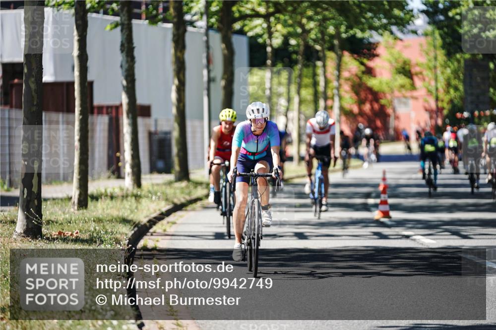 09.08.2026 - GEWOBA Citytriathlon Bremen Michael Burmester http://msf.ph/oto/9942749 09.08.2026 14:35:01 Radfahren 20, 220, 236, 284, 351, 362, 378 meine-sportfotos.de