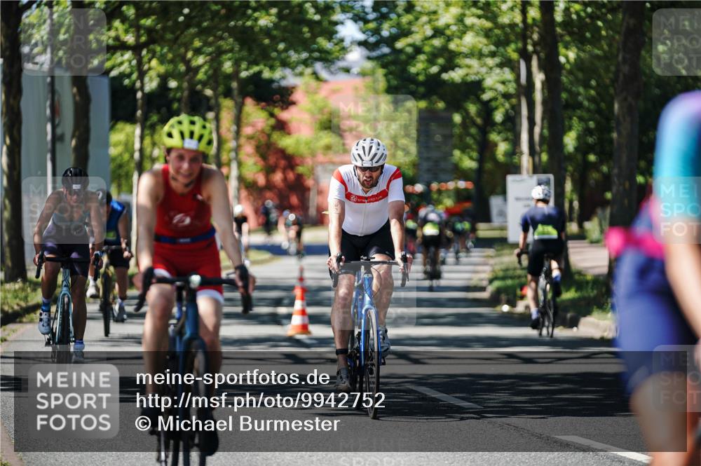 09.08.2026 - GEWOBA Citytriathlon Bremen Michael Burmester http://msf.ph/oto/9942752 09.08.2026 14:35:03 Radfahren 20, 37, 220, 236, 284, 351, 362, 378, 404 meine-sportfotos.de