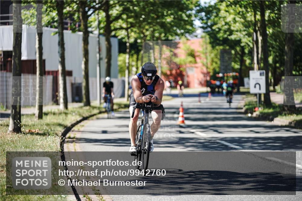 09.08.2026 - GEWOBA Citytriathlon Bremen Michael Burmester http://msf.ph/oto/9942760 09.08.2026 14:35:07 Radfahren 20, 37, 192, 220, 236, 260, 284, 351, 362, 404 meine-sportfotos.de