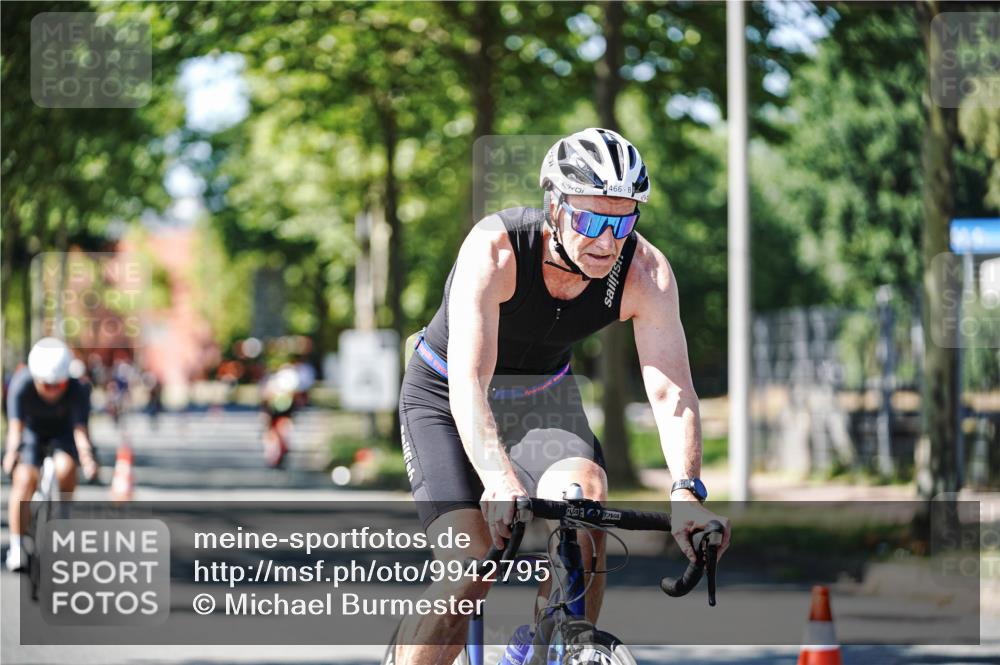 09.08.2026 - GEWOBA Citytriathlon Bremen Michael Burmester http://msf.ph/oto/9942795 09.08.2026 14:35:31 Radfahren 14, 28, 57, 64, 121, 130, 286, 325, 339, 363, 364, 370, 403, 466 meine-sportfotos.de