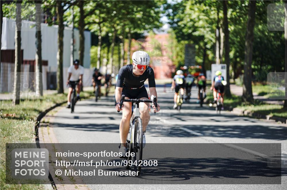 09.08.2026 - GEWOBA Citytriathlon Bremen Michael Burmester http://msf.ph/oto/9942808 09.08.2026 14:35:40 Radfahren 14, 47, 147, 205, 271, 286, 325, 334, 363, 370, 403, 453, 462, 466, 527 meine-sportfotos.de