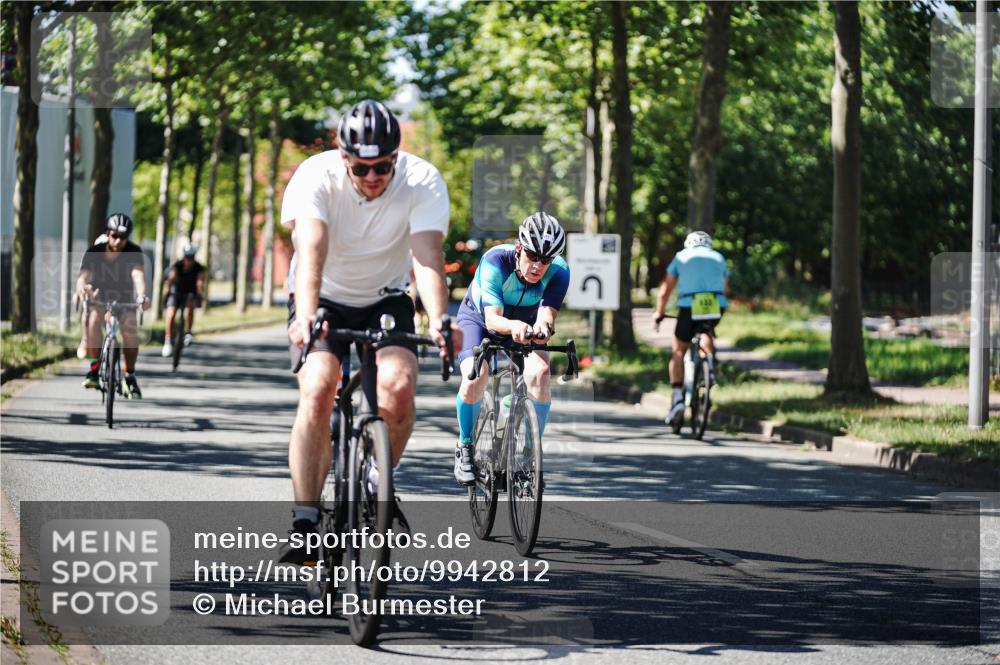 09.08.2026 - GEWOBA Citytriathlon Bremen Michael Burmester http://msf.ph/oto/9942812 09.08.2026 14:35:43 Radfahren 14, 39, 47, 147, 205, 271, 286, 325, 334, 363, 370, 453, 462, 466, 527 meine-sportfotos.de