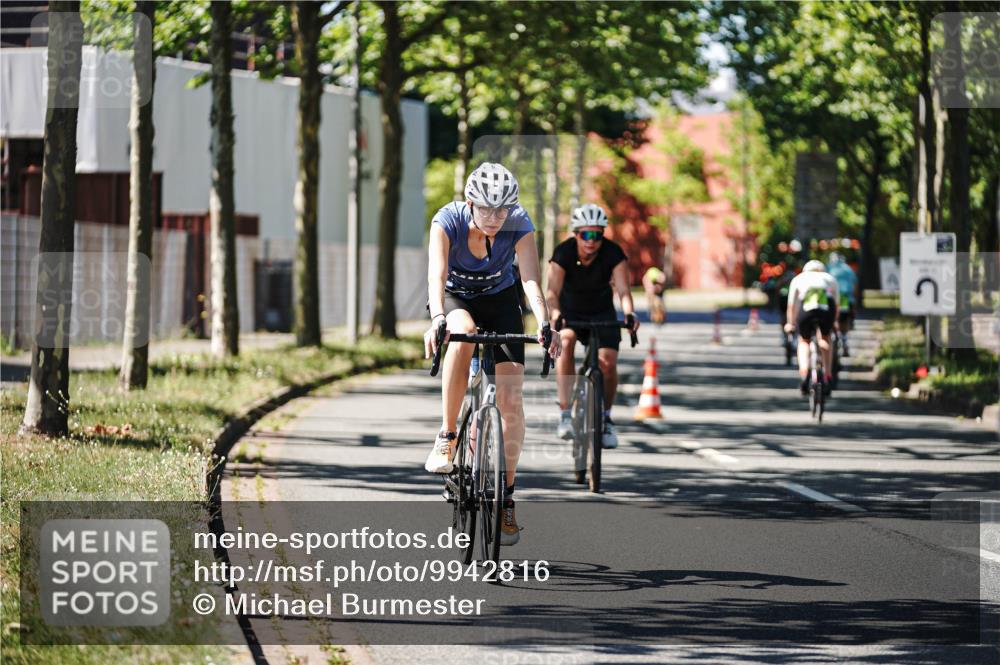 09.08.2026 - GEWOBA Citytriathlon Bremen Michael Burmester http://msf.ph/oto/9942816 09.08.2026 14:35:45 Radfahren 14, 39, 47, 147, 205, 271, 325, 334, 363, 453, 462, 527 meine-sportfotos.de