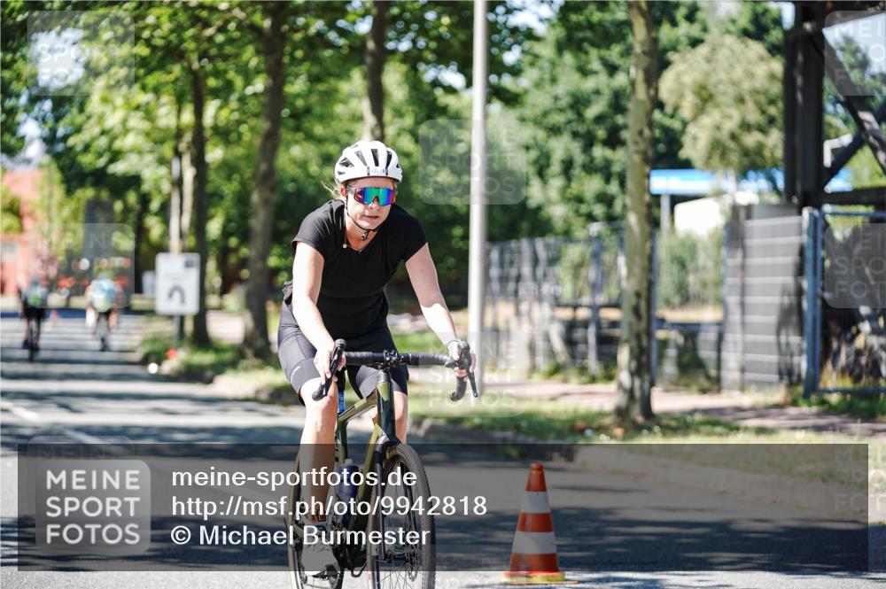 09.08.2026 - GEWOBA Citytriathlon Bremen Michael Burmester http://msf.ph/oto/9942818 09.08.2026 14:35:47 Radfahren 14, 39, 47, 147, 205, 271, 325, 334, 363, 453, 462, 527 meine-sportfotos.de