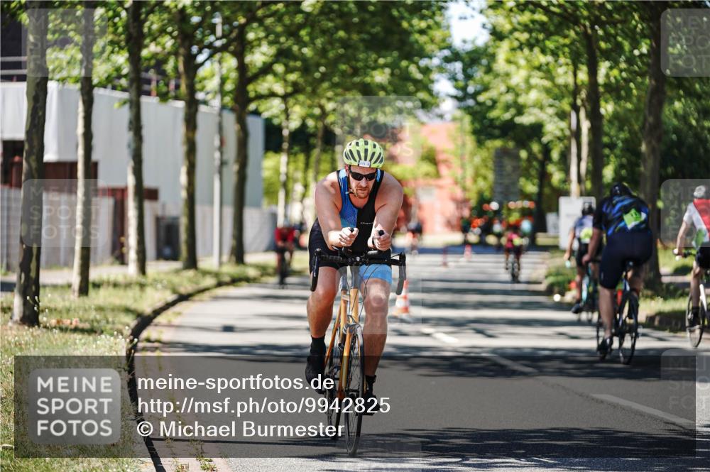 09.08.2026 - GEWOBA Citytriathlon Bremen Michael Burmester http://msf.ph/oto/9942825 09.08.2026 14:35:54 Radfahren 6, 39, 47, 152, 271, 334, 343, 373, 453 meine-sportfotos.de