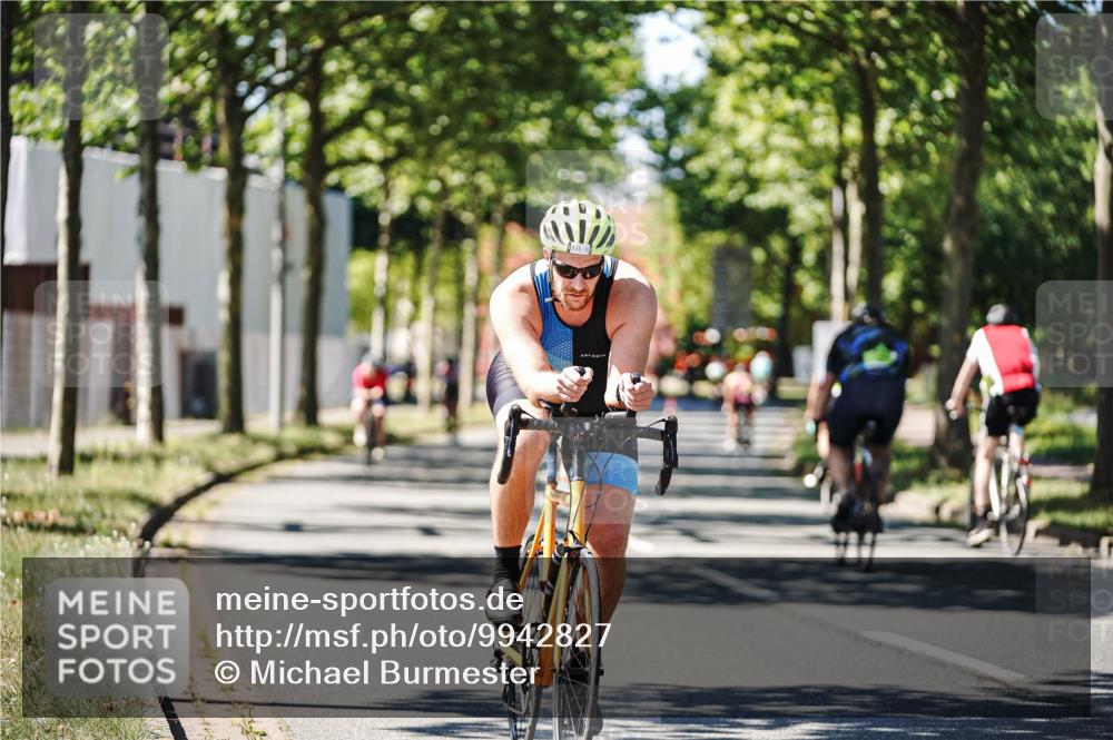 09.08.2026 - GEWOBA Citytriathlon Bremen Michael Burmester http://msf.ph/oto/9942827 09.08.2026 14:35:55 Radfahren 6, 39, 152, 271, 334, 343, 373, 453 meine-sportfotos.de