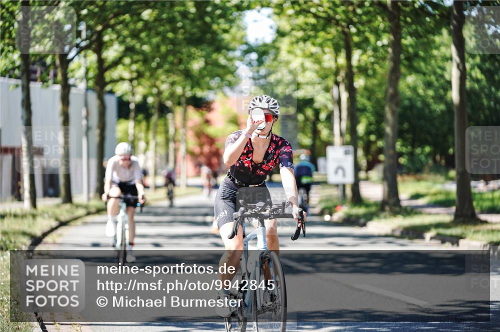 09.08.2026 - GEWOBA Citytriathlon Bremen Michael Burmester http://msf.ph/oto/9942845 09.08.2026 14:36:08 Radfahren 6, 53, 152, 163, 235, 240, 269, 274, 309, 329, 343, 373 meine-sportfotos.de