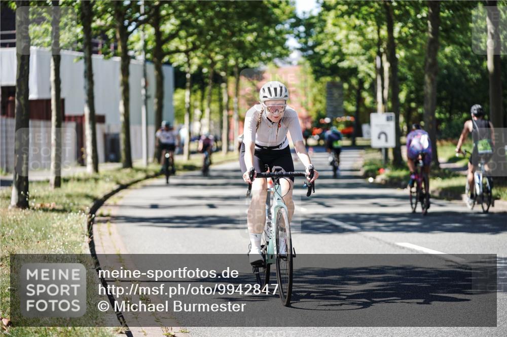 09.08.2026 - GEWOBA Citytriathlon Bremen Michael Burmester http://msf.ph/oto/9942847 09.08.2026 14:36:09 Radfahren 6, 53, 152, 163, 235, 240, 269, 274, 309, 329, 343 meine-sportfotos.de