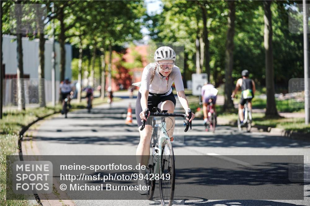 09.08.2026 - GEWOBA Citytriathlon Bremen Michael Burmester http://msf.ph/oto/9942849 09.08.2026 14:36:09 Radfahren 6, 53, 152, 163, 235, 240, 269, 274, 309, 329, 343 meine-sportfotos.de
