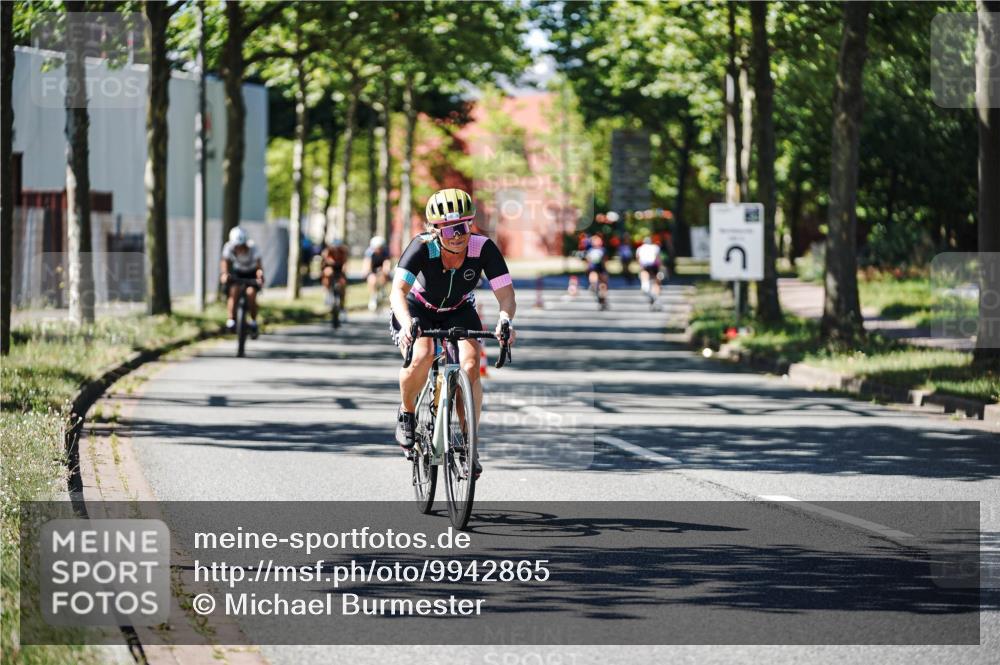 09.08.2026 - GEWOBA Citytriathlon Bremen Michael Burmester http://msf.ph/oto/9942865 09.08.2026 14:36:19 Radfahren 53, 207, 235, 240, 269, 274, 291, 309, 321, 356 meine-sportfotos.de