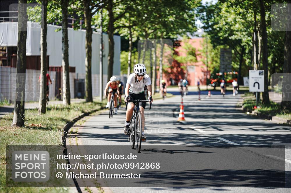09.08.2026 - GEWOBA Citytriathlon Bremen Michael Burmester http://msf.ph/oto/9942868 09.08.2026 14:36:22 Radfahren 53, 133, 207, 240, 274, 291, 307, 309, 321, 356 meine-sportfotos.de