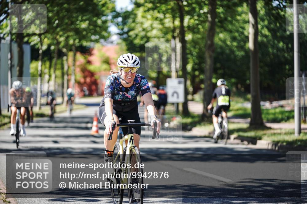 09.08.2026 - GEWOBA Citytriathlon Bremen Michael Burmester http://msf.ph/oto/9942876 09.08.2026 14:36:26 Radfahren 133, 207, 291, 307, 309, 321, 336, 356 meine-sportfotos.de