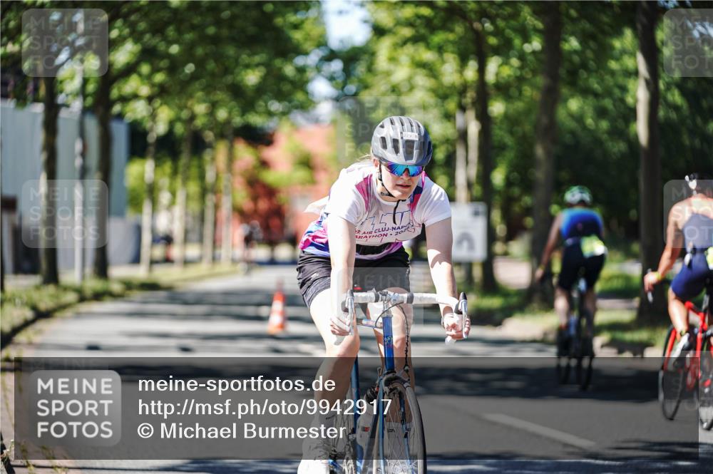 09.08.2026 - GEWOBA Citytriathlon Bremen Michael Burmester http://msf.ph/oto/9942917 09.08.2026 14:37:04 Radfahren 65, 229, 312, 377, 448, 523 meine-sportfotos.de