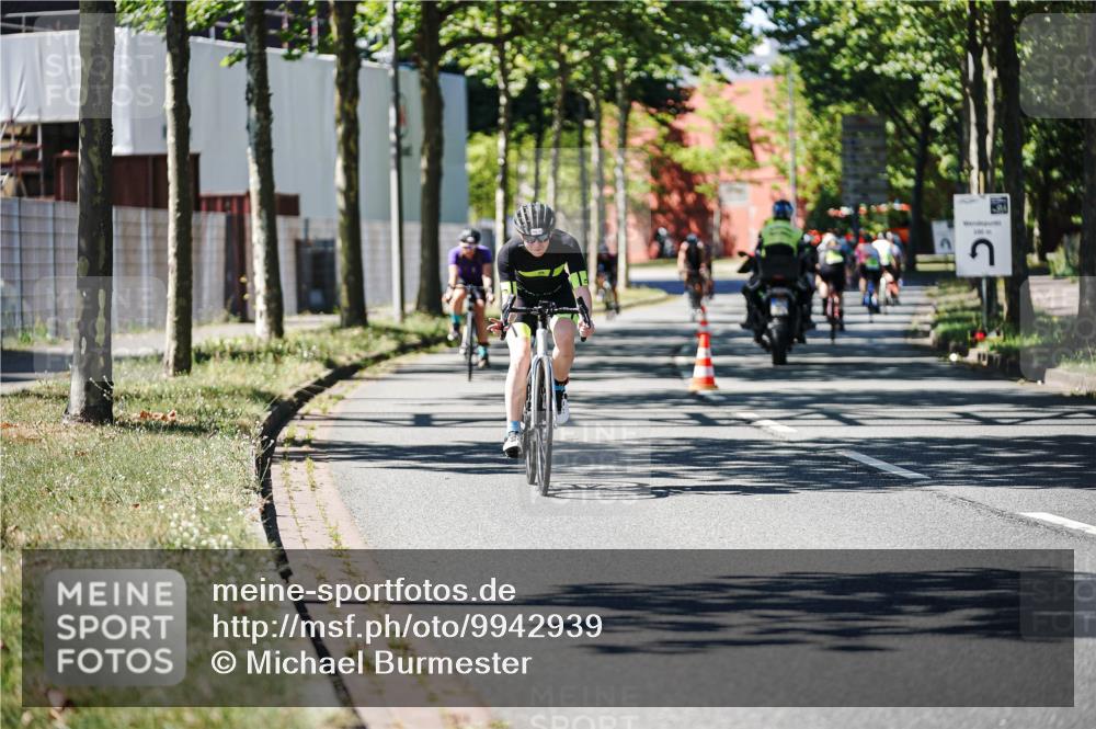 09.08.2026 - GEWOBA Citytriathlon Bremen Michael Burmester http://msf.ph/oto/9942939 09.08.2026 14:37:29 Radfahren 10, 87, 172, 203, 288, 290, 300, 305, 369, 385, 458 meine-sportfotos.de