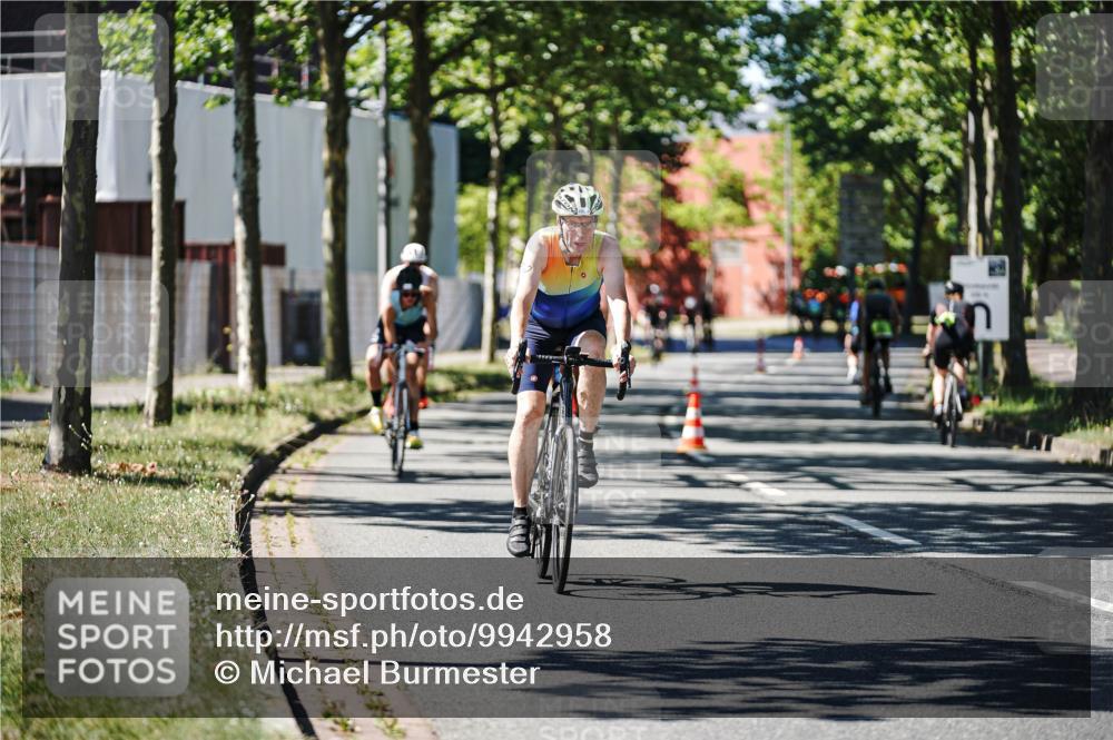 09.08.2026 - GEWOBA Citytriathlon Bremen Michael Burmester http://msf.ph/oto/9942958 09.08.2026 14:37:47 Radfahren 42, 242, 288, 290, 292, 341, 390, 400, 450, 458, 487 meine-sportfotos.de