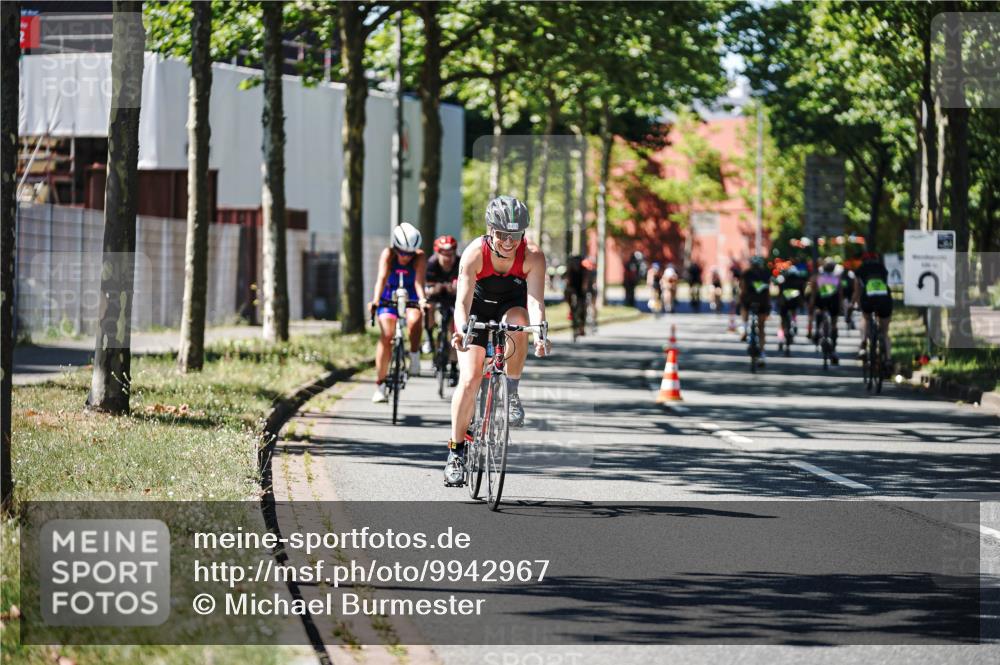 09.08.2026 - GEWOBA Citytriathlon Bremen Michael Burmester http://msf.ph/oto/9942967 09.08.2026 14:37:52 Radfahren 42, 202, 242, 292, 341, 390, 398, 400, 410, 450, 485 meine-sportfotos.de