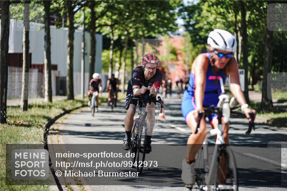 09.08.2026 - GEWOBA Citytriathlon Bremen Michael Burmester http://msf.ph/oto/9942973 09.08.2026 14:37:54 Radfahren 42, 193, 202, 242, 280, 292, 335, 341, 390, 398, 400, 410, 434, 450, 485 meine-sportfotos.de