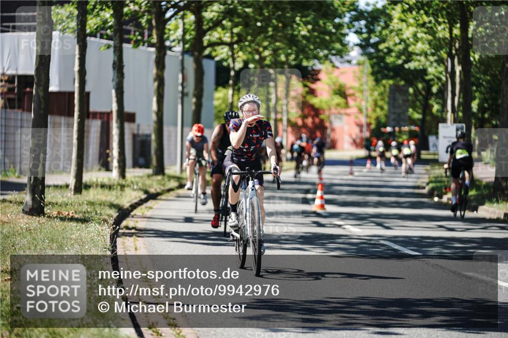09.08.2026 - GEWOBA Citytriathlon Bremen Michael Burmester http://msf.ph/oto/9942976 09.08.2026 14:37:57 Radfahren 42, 193, 202, 242, 280, 292, 306, 335, 341, 344, 390, 398, 400, 410, 434, 450, 454, 485, 521, 522 meine-sportfotos.de