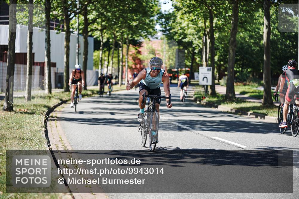 09.08.2026 - GEWOBA Citytriathlon Bremen Michael Burmester http://msf.ph/oto/9943014 09.08.2026 14:38:18 Radfahren 173, 190, 221, 266, 277, 289, 293, 297, 314, 319, 324, 330, 402, 431 meine-sportfotos.de