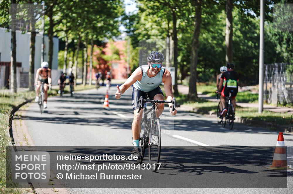 09.08.2026 - GEWOBA Citytriathlon Bremen Michael Burmester http://msf.ph/oto/9943017 09.08.2026 14:38:18 Radfahren 173, 190, 221, 266, 277, 289, 293, 297, 314, 319, 324, 330, 402, 431 meine-sportfotos.de