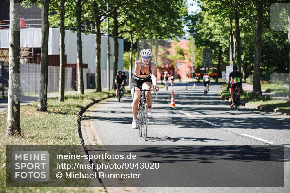 09.08.2026 - GEWOBA Citytriathlon Bremen Michael Burmester http://msf.ph/oto/9943020 09.08.2026 14:38:19 Radfahren 173, 190, 266, 277, 289, 297, 314, 319, 324, 330, 402, 431 meine-sportfotos.de