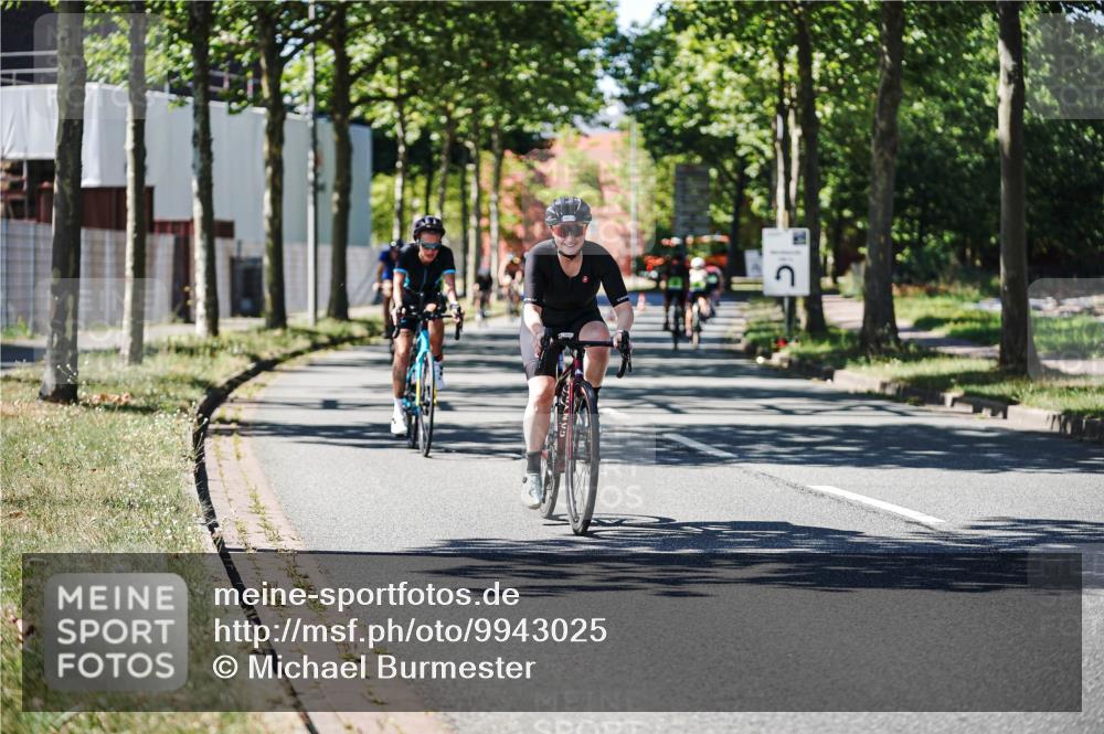 09.08.2026 - GEWOBA Citytriathlon Bremen Michael Burmester http://msf.ph/oto/9943025 09.08.2026 14:38:22 Radfahren 173, 190, 249, 277, 289, 297, 314, 324, 330, 352, 402, 417, 431 meine-sportfotos.de