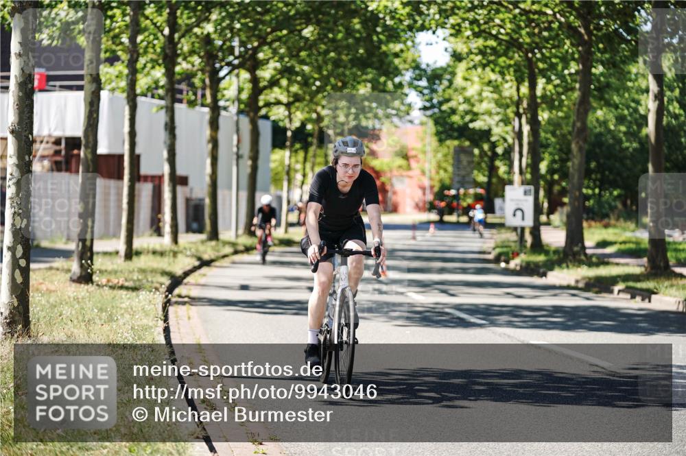 09.08.2026 - GEWOBA Citytriathlon Bremen Michael Burmester http://msf.ph/oto/9943046 09.08.2026 14:38:33 Radfahren 173, 216, 222, 227, 249, 276, 289, 320, 352, 417, 431 meine-sportfotos.de