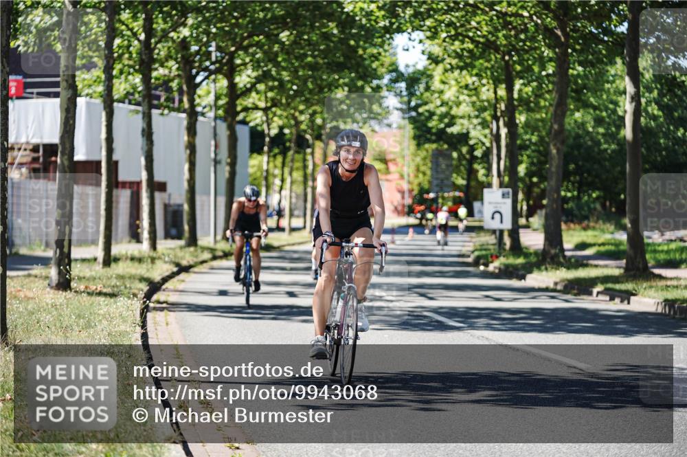 09.08.2026 - GEWOBA Citytriathlon Bremen Michael Burmester http://msf.ph/oto/9943068 09.08.2026 14:38:48 Radfahren 210, 216, 222, 227, 253, 273, 276, 310, 347 meine-sportfotos.de