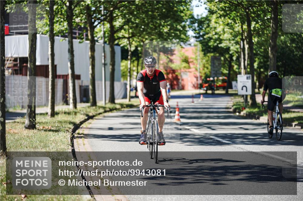 09.08.2026 - GEWOBA Citytriathlon Bremen Michael Burmester http://msf.ph/oto/9943081 09.08.2026 14:39:04 Radfahren 196, 326, 347, 384, 438 meine-sportfotos.de