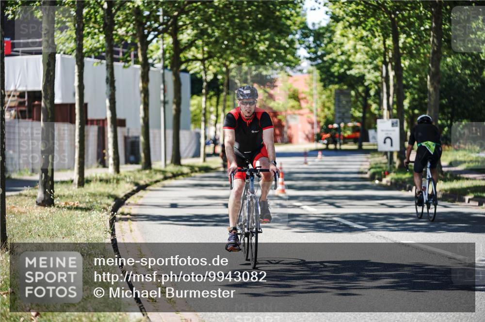 09.08.2026 - GEWOBA Citytriathlon Bremen Michael Burmester http://msf.ph/oto/9943082 09.08.2026 14:39:04 Radfahren 196, 326, 347, 384, 438 meine-sportfotos.de