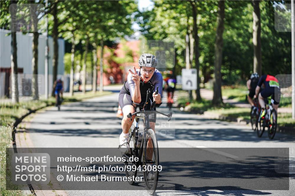 09.08.2026 - GEWOBA Citytriathlon Bremen Michael Burmester http://msf.ph/oto/9943089 09.08.2026 14:39:09 Radfahren 196, 326, 384, 438 meine-sportfotos.de