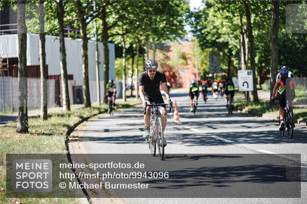 09.08.2026 - GEWOBA Citytriathlon Bremen Michael Burmester http://msf.ph/oto/9943096 09.08.2026 14:39:28 Radfahren 61, 106, 239 meine-sportfotos.de