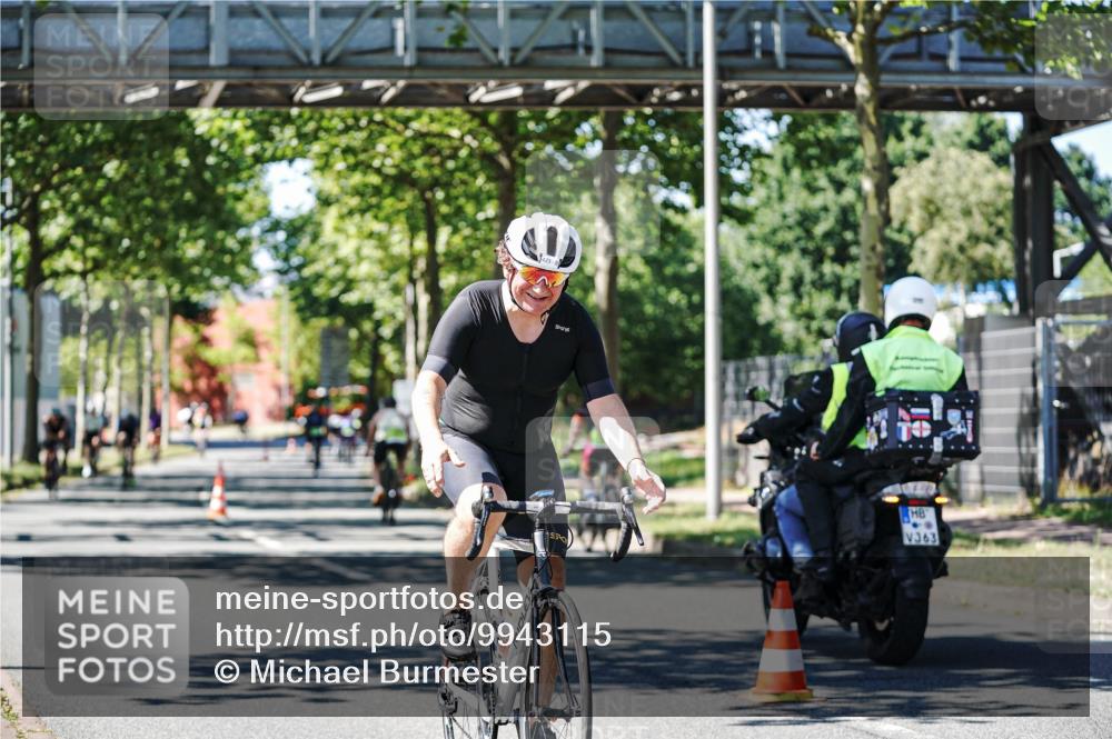 09.08.2026 - GEWOBA Citytriathlon Bremen Michael Burmester http://msf.ph/oto/9943115 09.08.2026 14:39:49 Radfahren 234, 258, 340, 391, 393, 413, 423 meine-sportfotos.de
