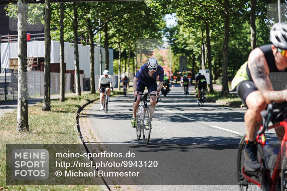09.08.2026 - GEWOBA Citytriathlon Bremen Michael Burmester http://msf.ph/oto/9943120 09.08.2026 14:39:54 Radfahren 234, 258, 391, 393, 413, 423, 479 meine-sportfotos.de
