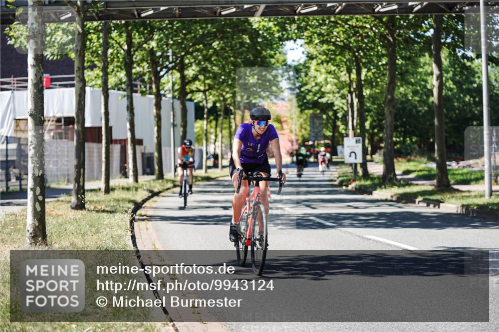 09.08.2026 - GEWOBA Citytriathlon Bremen Michael Burmester http://msf.ph/oto/9943124 09.08.2026 14:39:57 Radfahren 234, 258, 391, 393, 413, 423, 479 meine-sportfotos.de