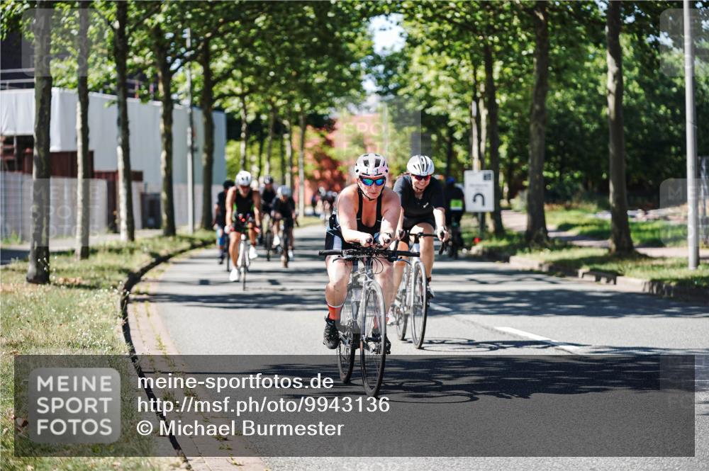 09.08.2026 - GEWOBA Citytriathlon Bremen Michael Burmester http://msf.ph/oto/9943136 09.08.2026 14:40:11 Radfahren 101, 237, 238, 261, 282, 338, 412, 440, 479, 482 meine-sportfotos.de