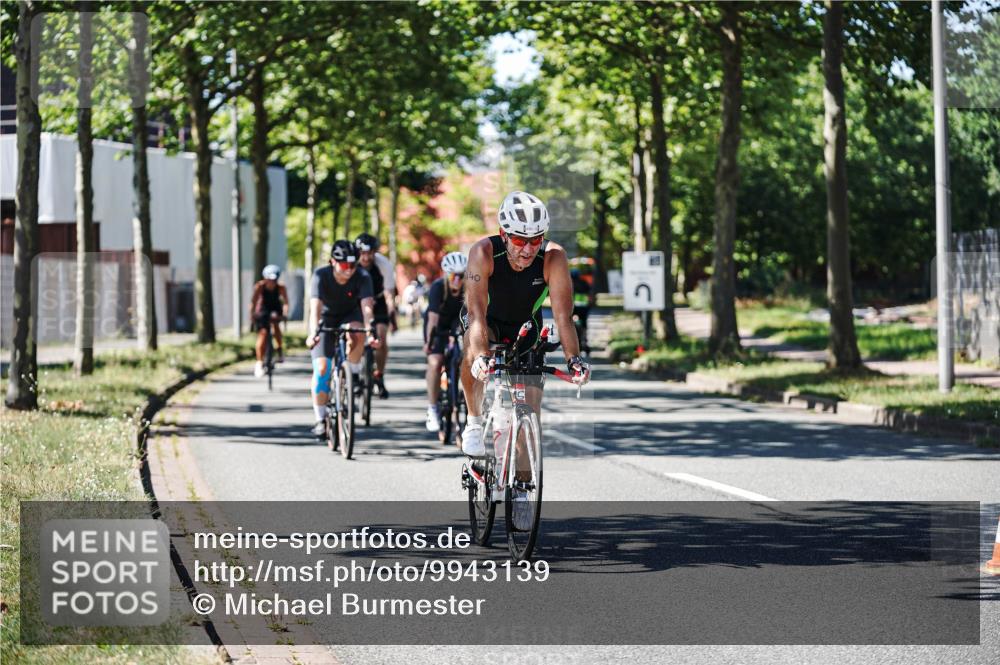 09.08.2026 - GEWOBA Citytriathlon Bremen Michael Burmester http://msf.ph/oto/9943139 09.08.2026 14:40:13 Radfahren 88, 101, 237, 238, 261, 282, 338, 388, 412, 440, 479, 482 meine-sportfotos.de