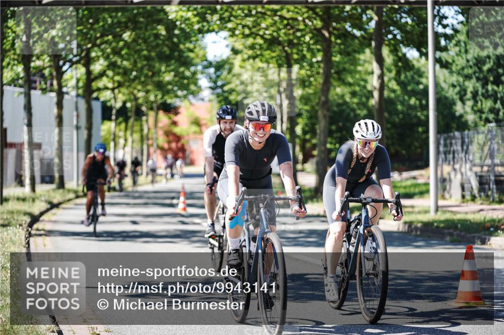 09.08.2026 - GEWOBA Citytriathlon Bremen Michael Burmester http://msf.ph/oto/9943141 09.08.2026 14:40:14 Radfahren 88, 101, 237, 238, 261, 282, 338, 388, 412, 440, 479, 482 meine-sportfotos.de