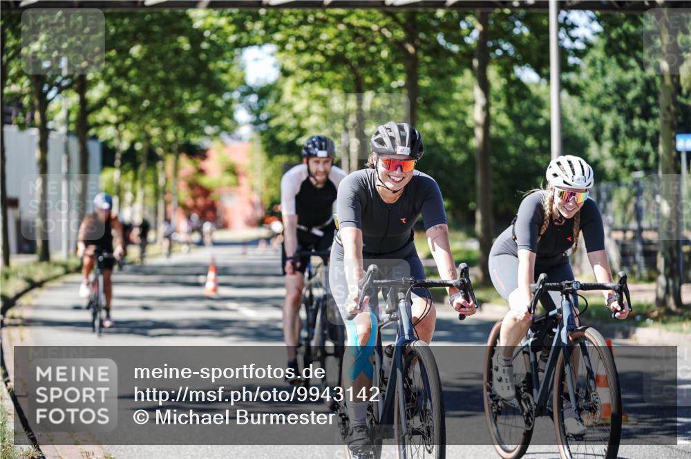 09.08.2026 - GEWOBA Citytriathlon Bremen Michael Burmester http://msf.ph/oto/9943142 09.08.2026 14:40:14 Radfahren 88, 101, 237, 238, 261, 282, 338, 388, 412, 440, 479, 482 meine-sportfotos.de